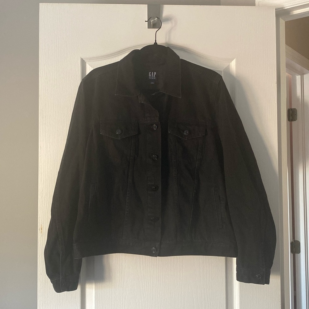 BRAND NEW GAP DENIM JACKET